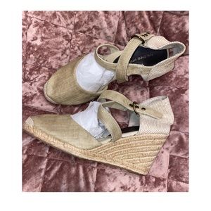 Adrienne Vittadini Espadrilles Size 8 Wedges